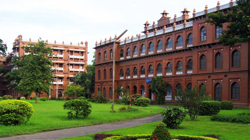 Dhaka University